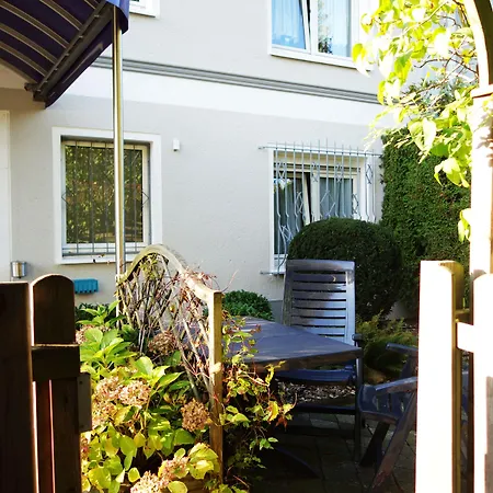 ベッド・アンド・ブレックファスト Messe Flughafen