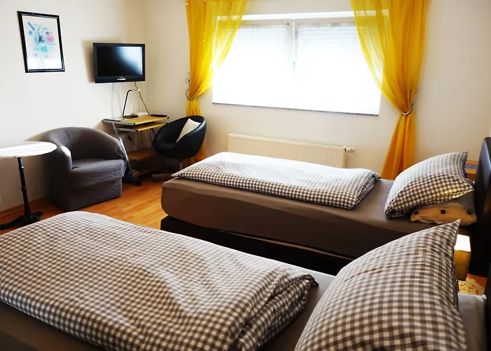 Messe Flughafen 3* דיסלדורף