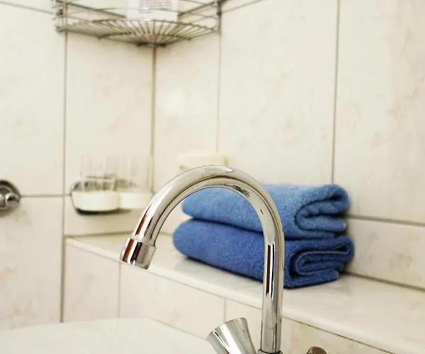 Messe Flughafen Bed & Breakfast